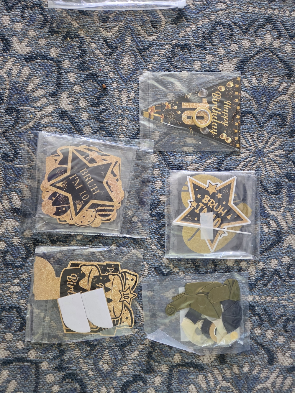 Gold and Black Birthday Party Confetti and Decorations - Kids Accessories